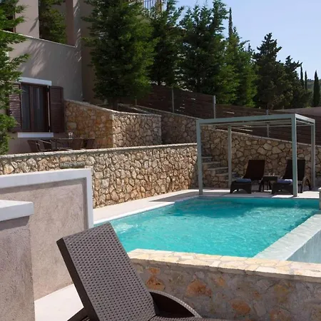 Aqua Terra Theo 3 Bed Superior Πλωτό κατάλυμα